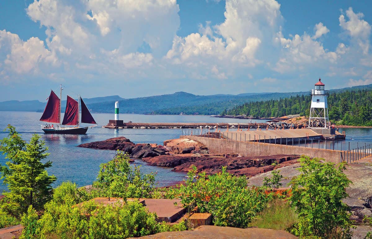 Lake Superior: The Top 5 Great Places to Boat