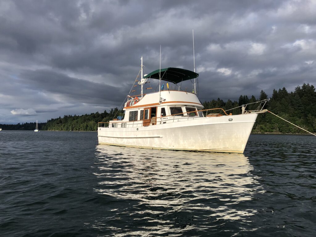 Marine Trader 44 at anchor